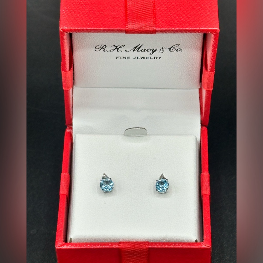 14K White Gold Blue Topaz & Diamond Accent Stud Earrings NEW WITH BOX $450 MSRP